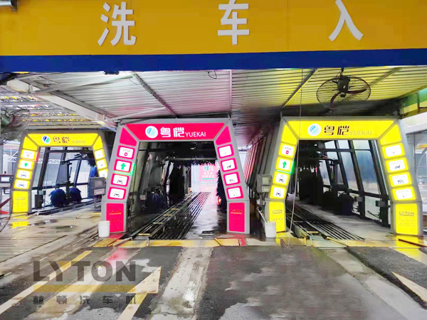 四會(huì)粵愷,一站三套洗車設(shè)備!粵愷加油站復(fù)購林頓FX11全自動(dòng)洗車機(jī)