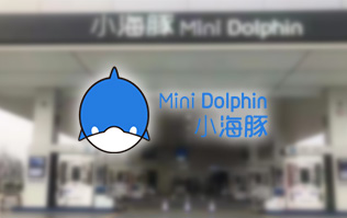 三十年煉化經驗,高清潔定制油品！小海豚Mini Dolphin油站選擇lyton龍門往復式全自動洗車機