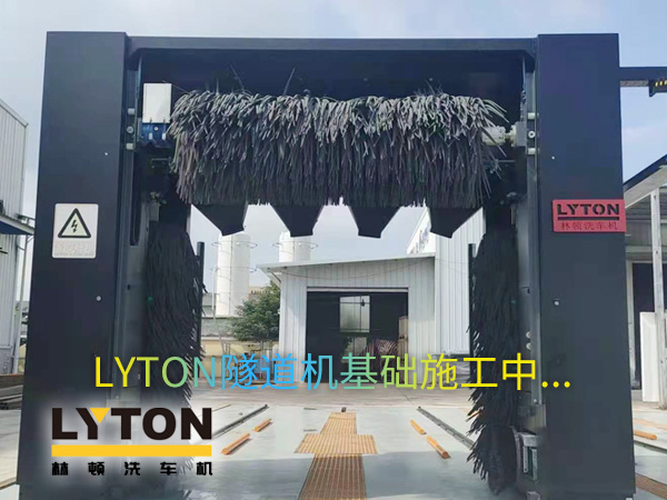 洗得干不干凈、“穩(wěn)定性”和“性價比”、“收益”評判一臺全自動洗車機好壞