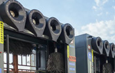 林頓龍門往復(fù)式全自動(dòng)洗車機(jī)全過(guò)程自動(dòng)控制運(yùn)行！快捷可靠性好！設(shè)備外觀美觀大方！