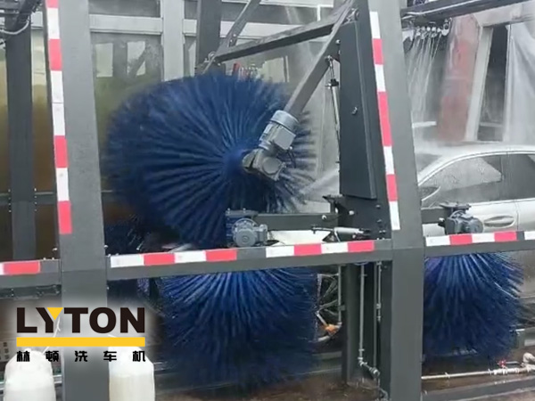 用戶對比，還得林頓FX11全自動(dòng)洗車機(jī)！常州南門石化配置洗車設(shè)備記！“品質(zhì)·交付”只為不負(fù)客戶所托！